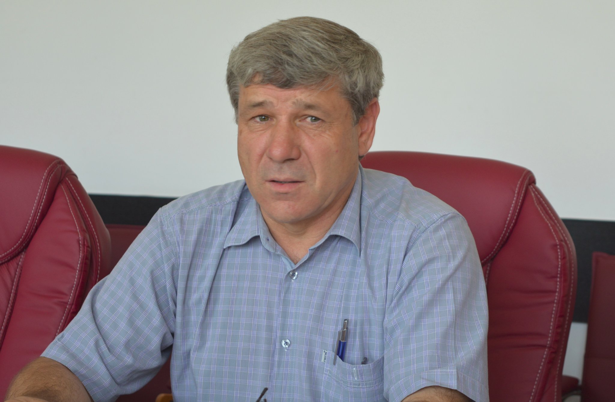 Primarul Dumitru Boroș răspunde la întrebările bârlădenilor